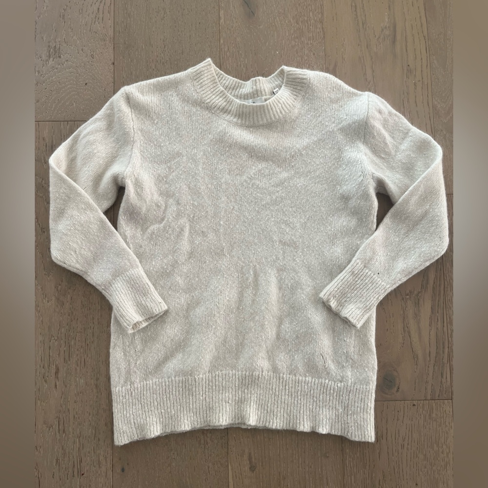 Vince Soft Cream Crew Neck Sweater